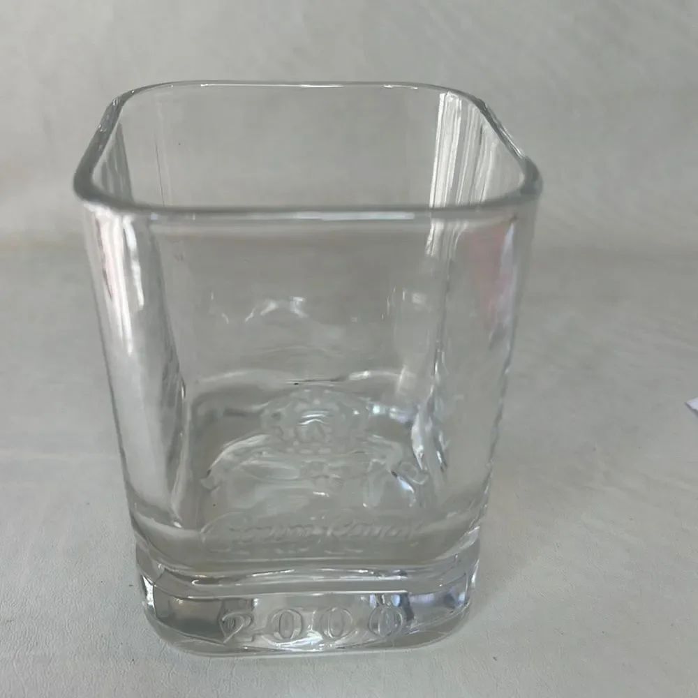 Crown Royal Square Rocks Glass 8 Oz 3 1/2 In Tall 2 3/4 Square Whiskey Shot 2000